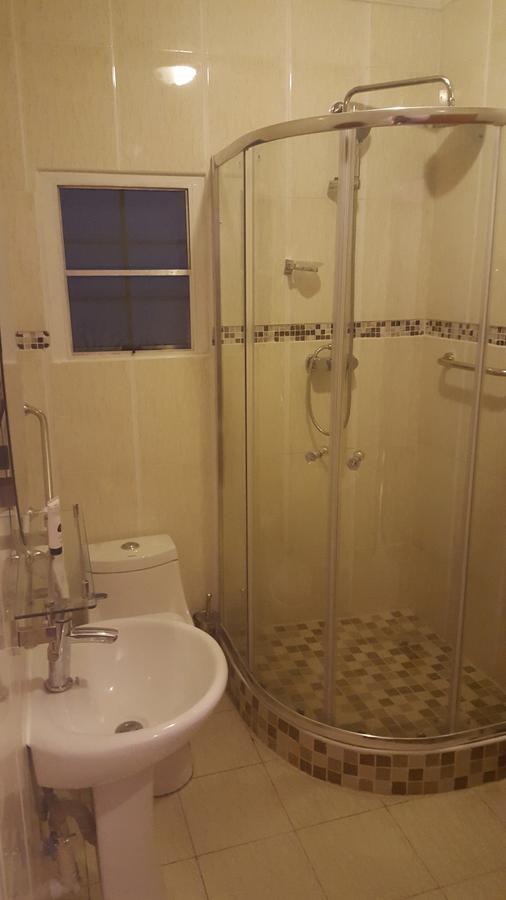 Mathlyn Guest House Francistown Exteriér fotografie