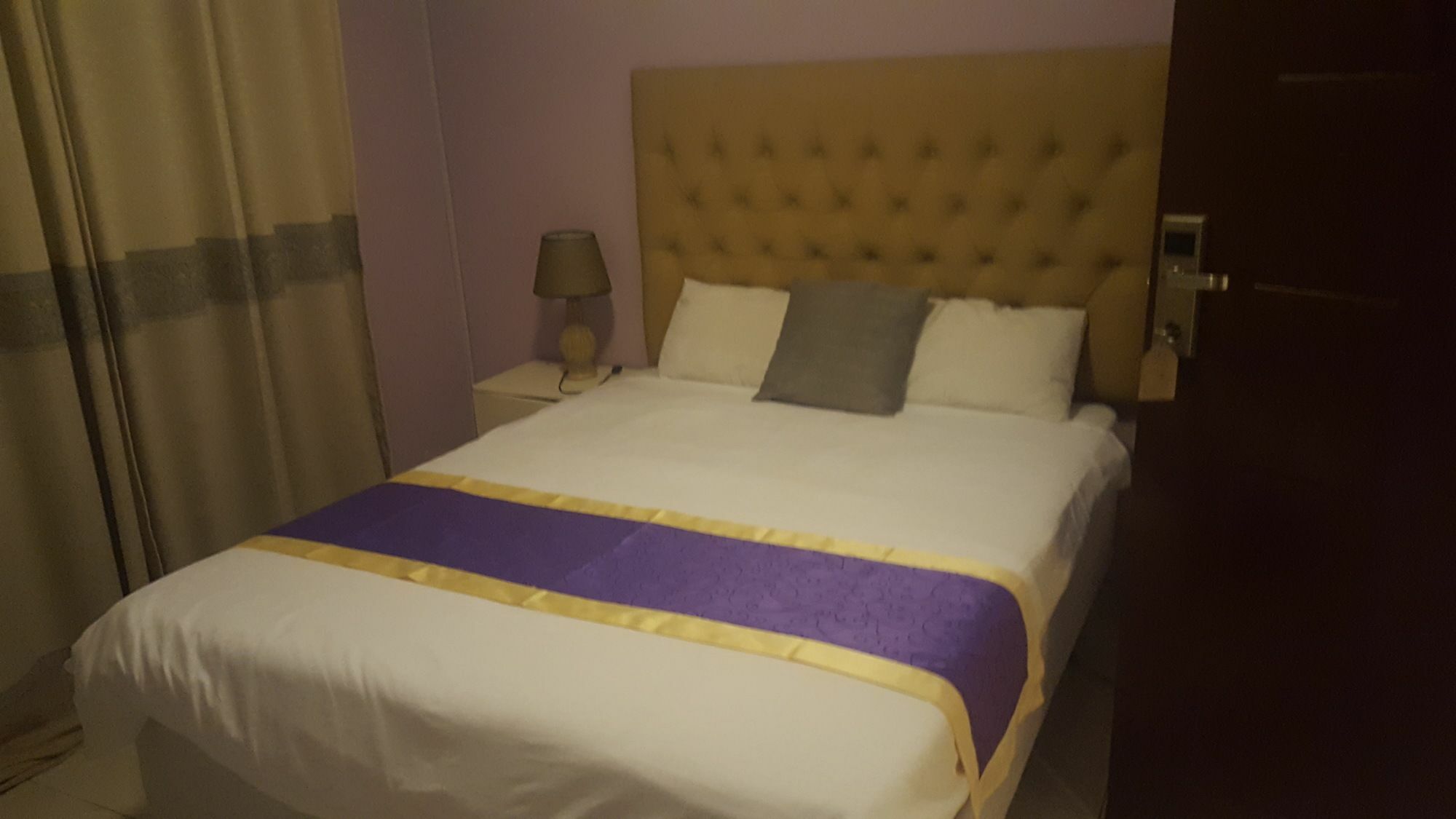 Mathlyn Guest House Francistown Exteriér fotografie